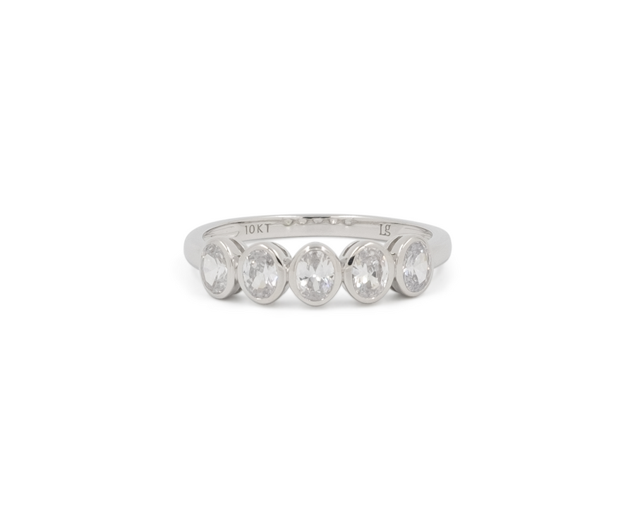 DAINTY MULTI-OVAL STACKER