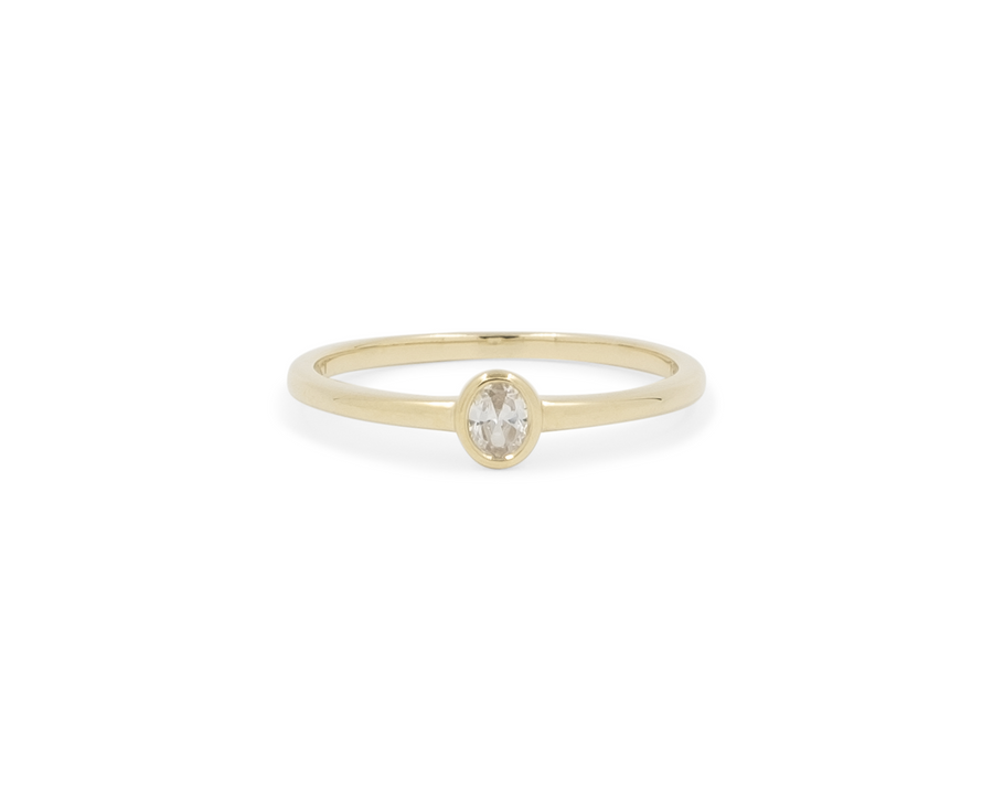 DAINTY OVAL STACKER