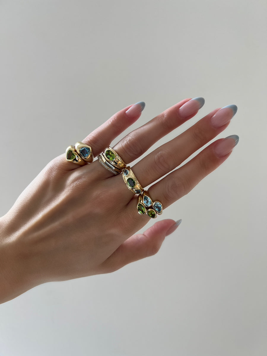 THE LILIANE OVAL-PEAR RING