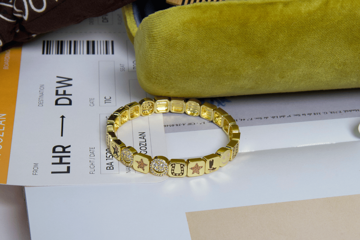 dallas charm bracelet in gold