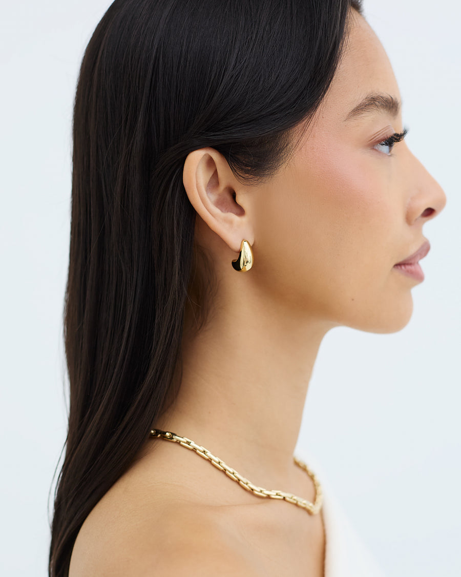 THE DROPLET CURVE EARRINGS