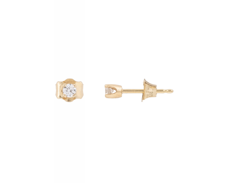 E029 'SMALL DIAMOND STUDS'