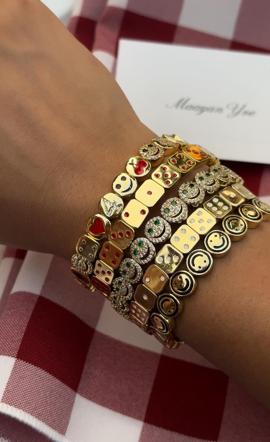 THE LUCKY BRACELET 8